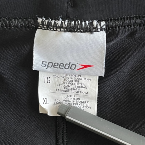 NWOT Speedo Elastic Black with White Stripes Swim Trunks Size XL - Picture 4 of 4